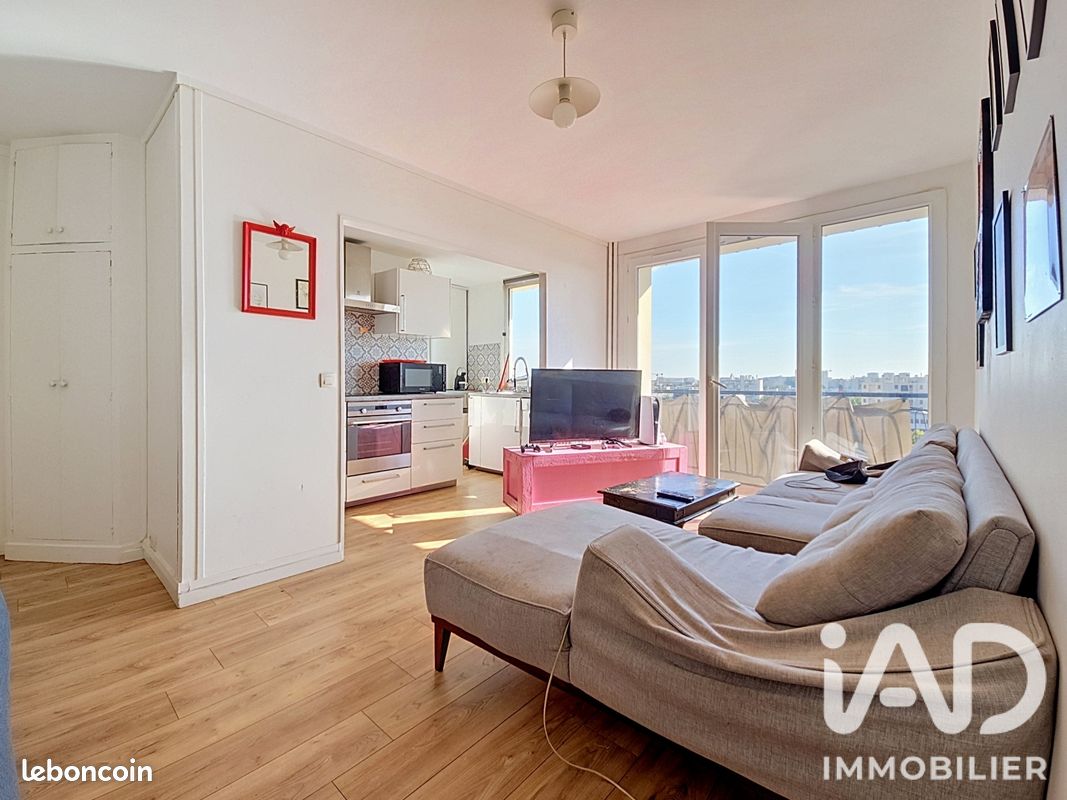 Appartement 4 pièces 63 m² · à Montreuil · 63 m² · 249 000 €
