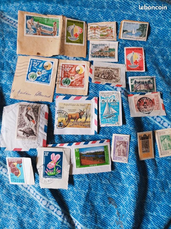 3 enveloppes avec des timbres suisses de 1969 Helvetia (D'occasion) à
