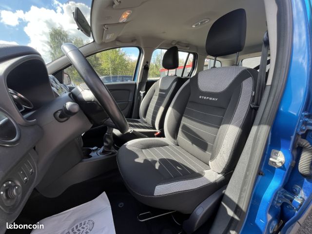 Dacia Logan MCV TCe 90 Stepway - Historique d'entretien (image 8)