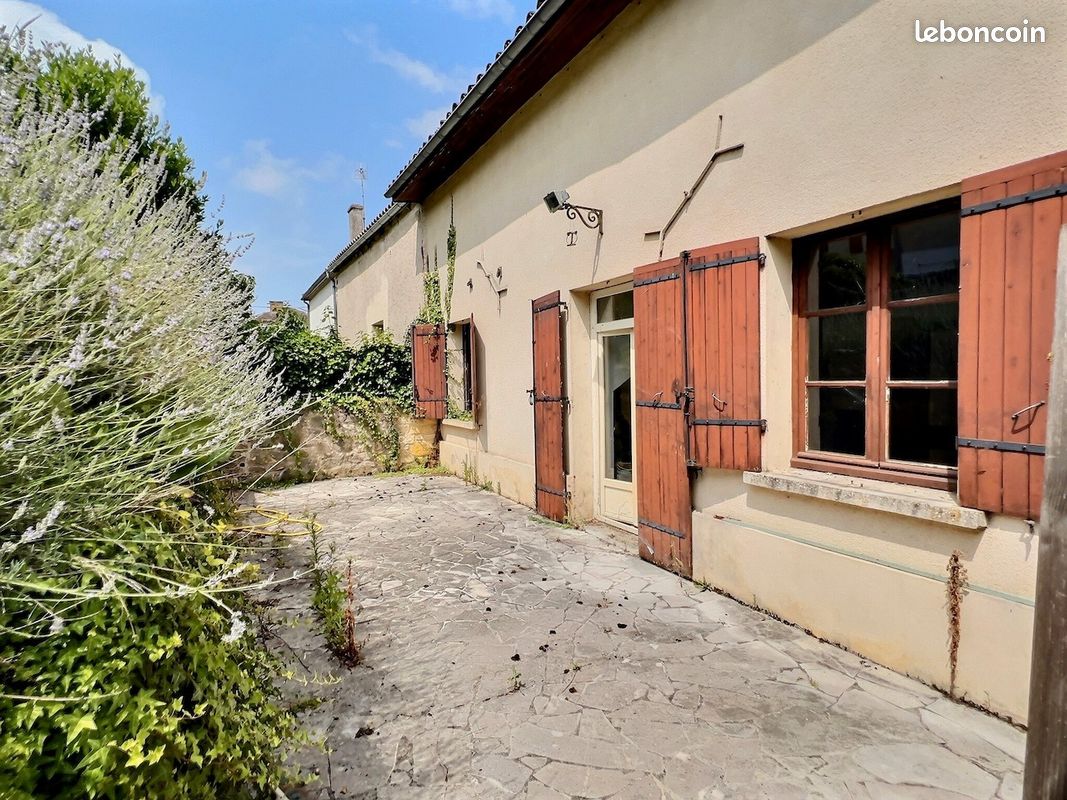 Maison 6 pièces 186 m² · à Cancon · 186 m² · 109 900 €