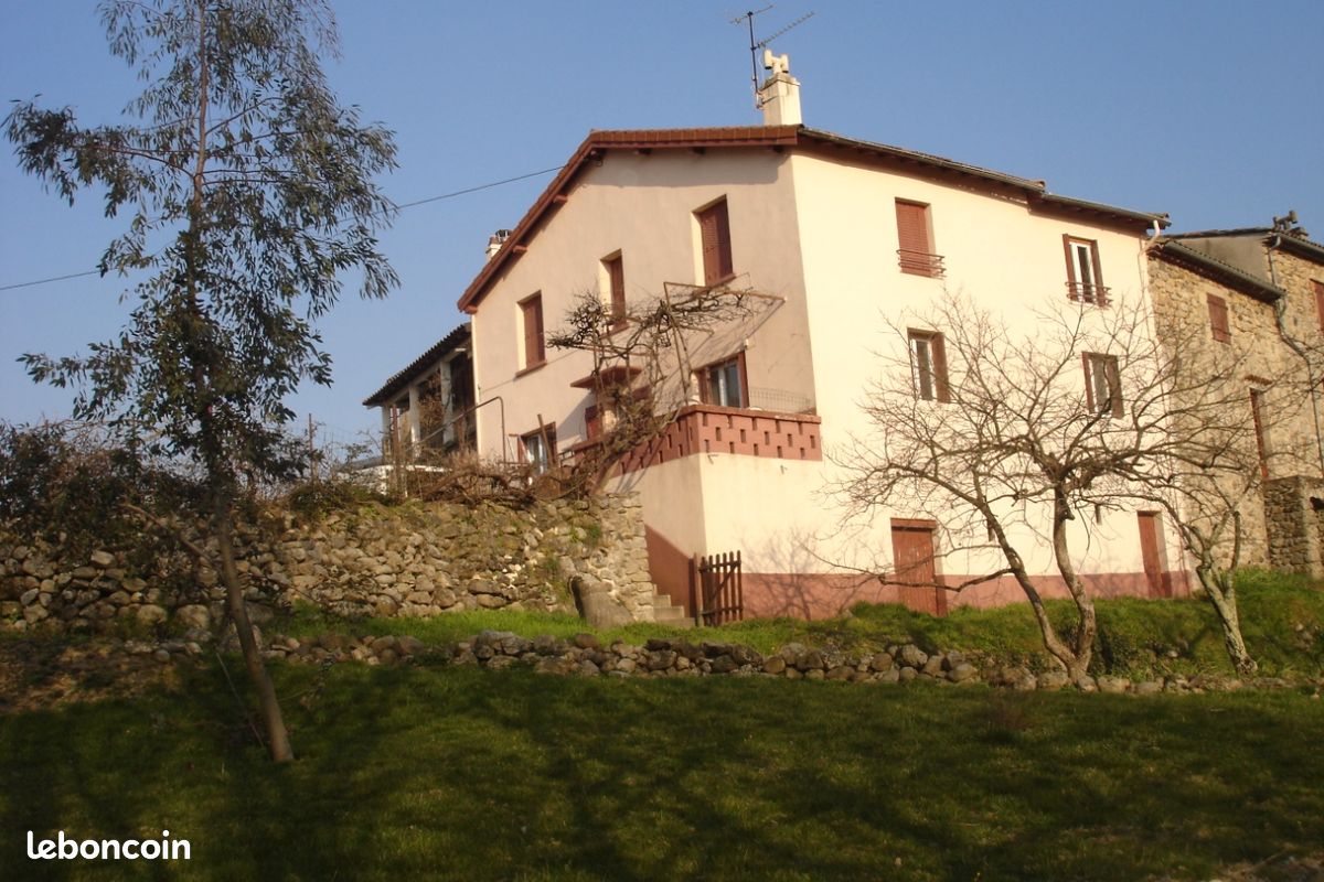 Maison 4 pièces 100 m² · à Dunière-sur-Eyrieux · 100 m² · 255 000 €