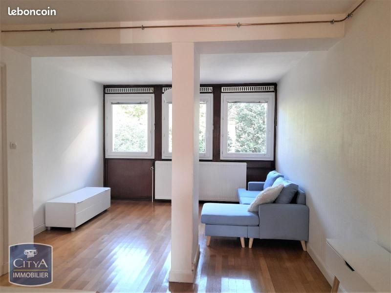 Appartement 2 pièces 44 m² · à Oyonnax · 44 m² · 446 €/mois