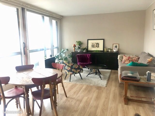 Parking 3 pièces 75 m² · à Lille · 75 m² · 1 300 €/mois