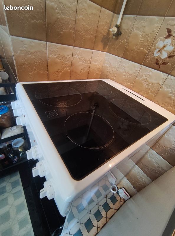 Cuisinière électrique (image 2)
