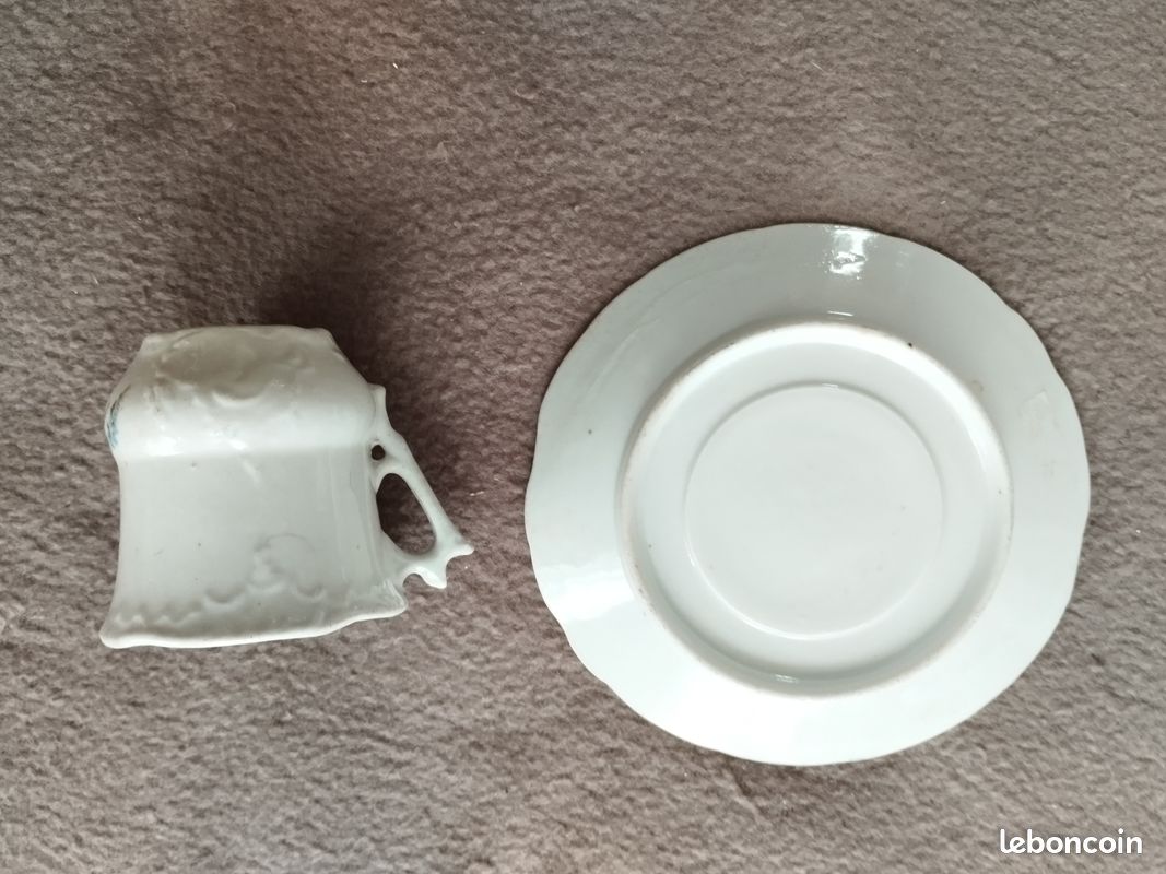 1 tasse et sa soucoupe décorative (image 3)