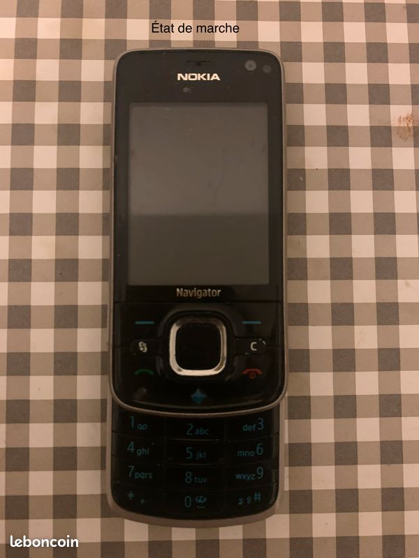Lot de smartphone + chargeur iPhone 6 (image 6)