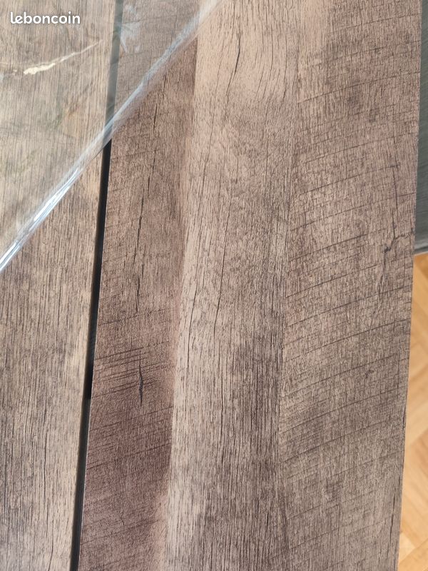 Table + nappe (image 2)