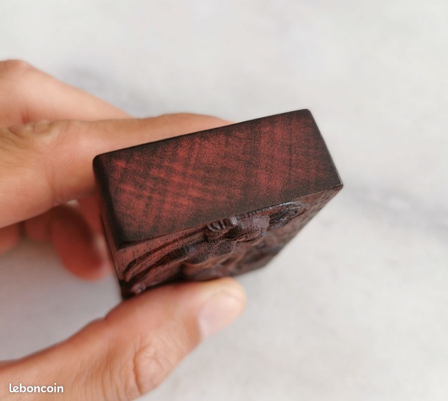 Briquet à essence avec sa boîte (image 6)