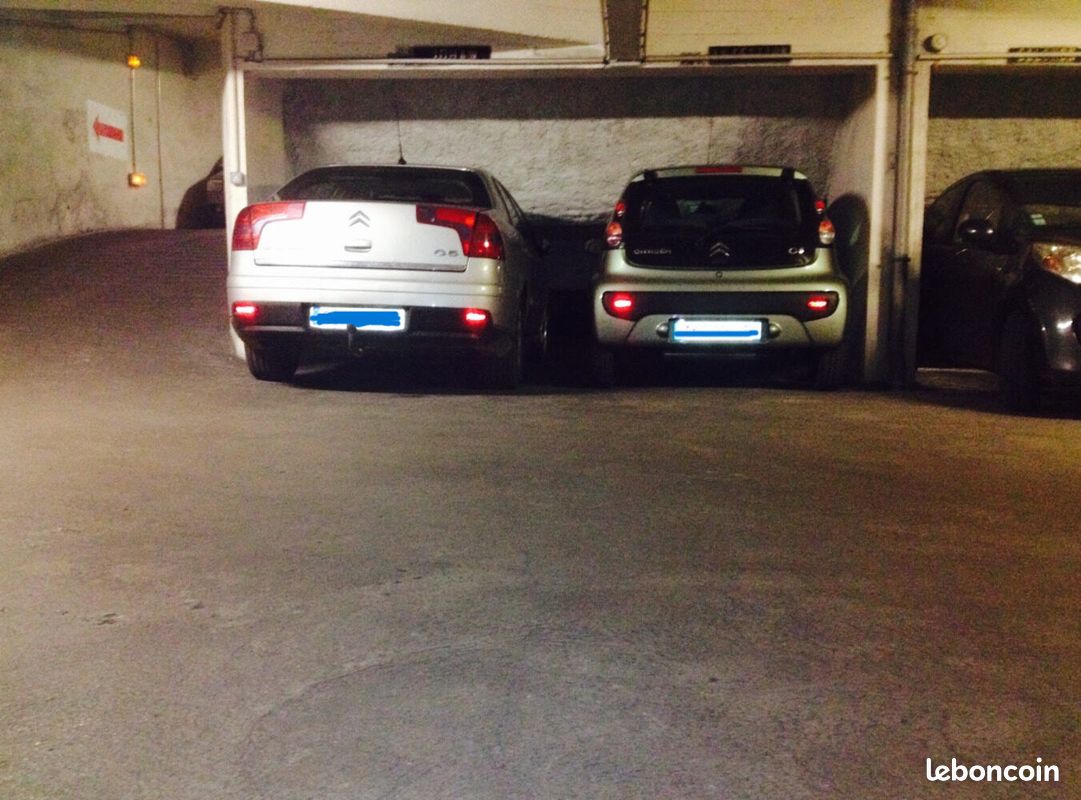 Parking 10 m² · à Paris · 10 m² · 100 €/mois