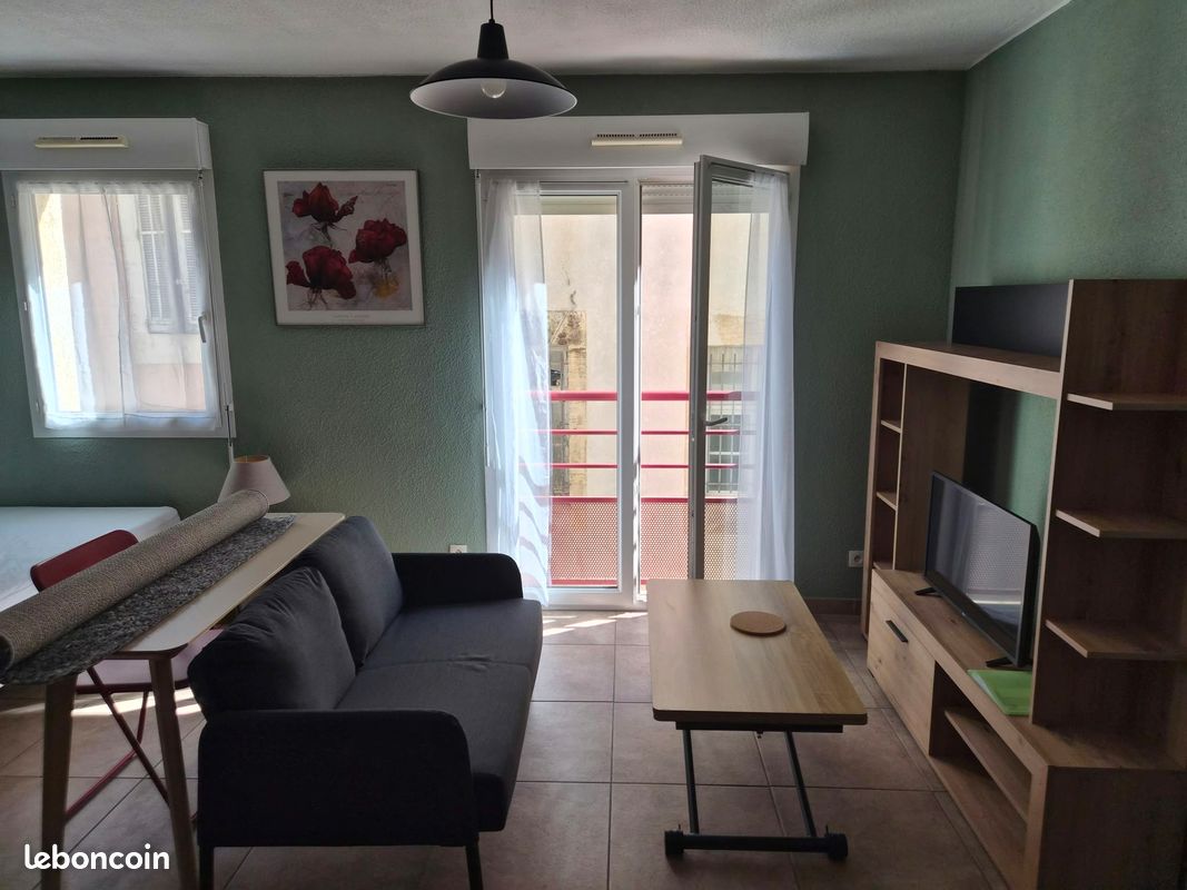 Appartement 1 pièce 27 m² · à Nîmes · 27 m² · 615 €/mois