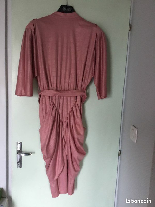 Robe taille 38 couleur rose (image 2)