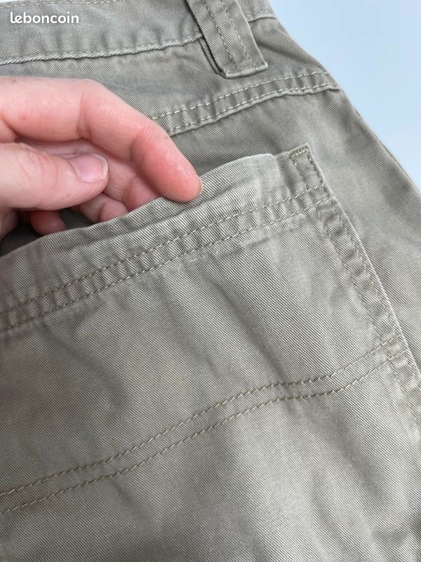 Wrangler Authentics vintage beige camel cargo shorts Mens W31 (image 13)