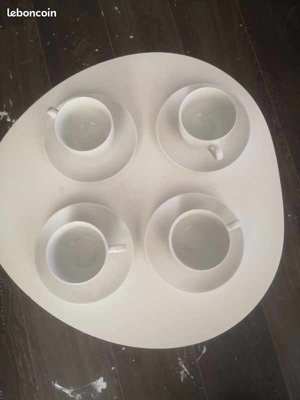 Lot de tasses (image 1)