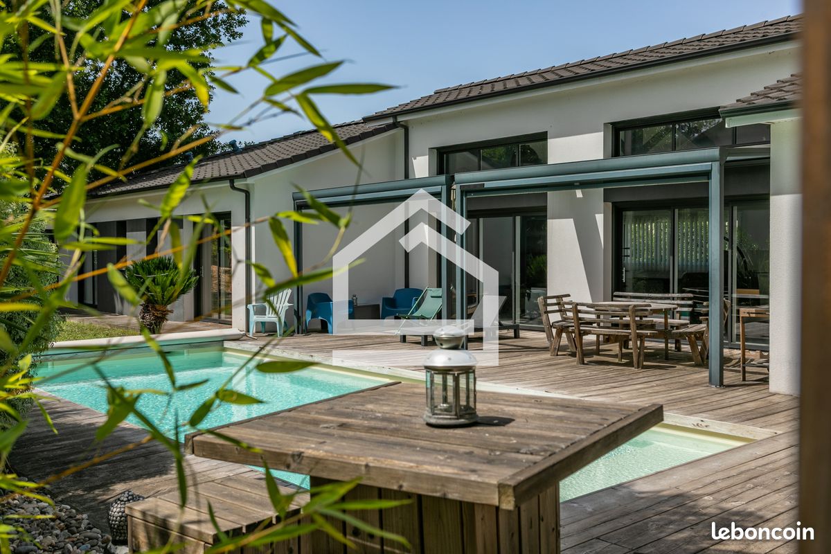 Maison 7 pièces 176 m² · à St Aubin de Medoc · 176 m² · 820 000 €