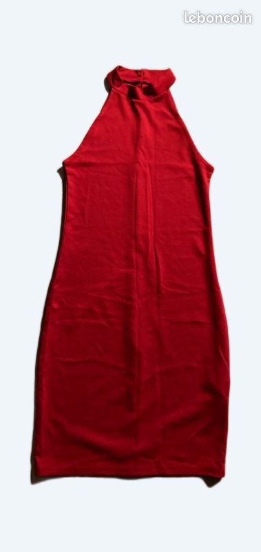 Robe moulante rouge TS pull and bear (image 1)