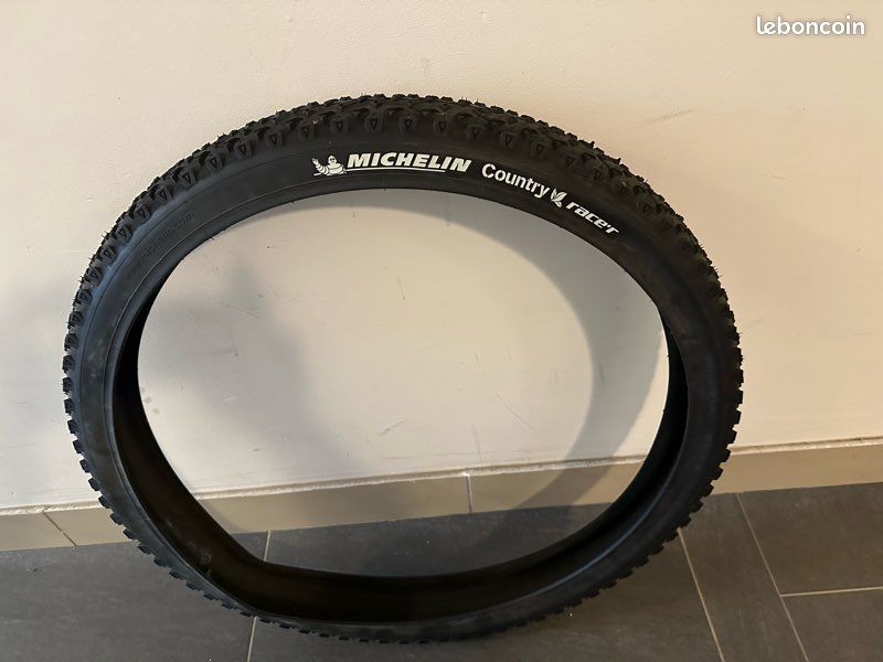 Pneu Specialized Fast Trak Sport 26x2.2 Pouces - Noir - VTT - Occasion