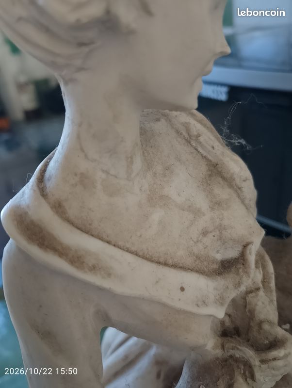 Statue marbre issue vide grenier mamie (image 3)