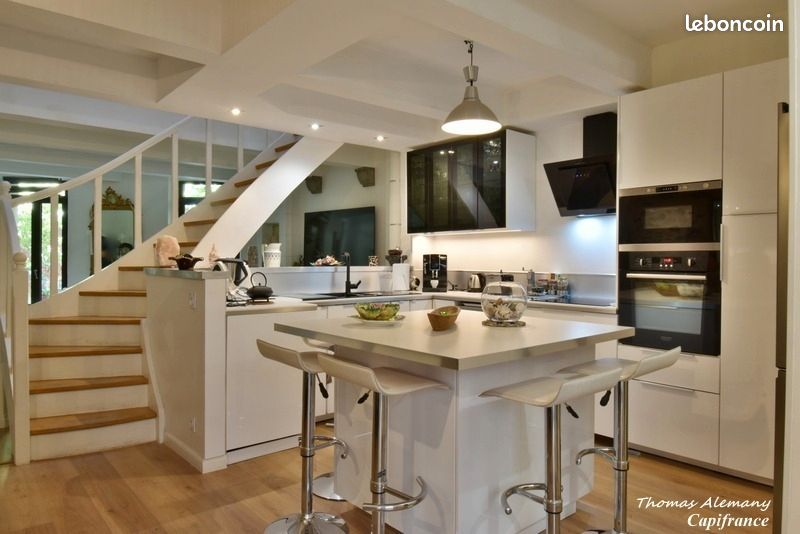 Local commercial 190 m² · à Digne-les-Bains · 190 m² · 310 000 €
