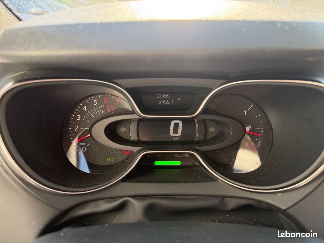 RENAULT CAPTUR BUSINESS TCe 90 cv Business état neuf entretien complet garantie 12 mois (image 14)
