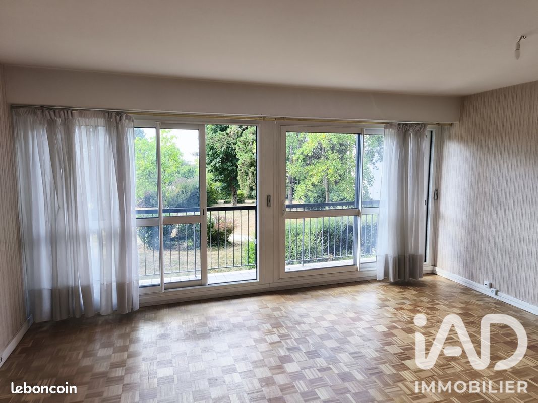 Appartement 3 pièces 65 m² · à Pontoise · 65 m² · 157 000 €