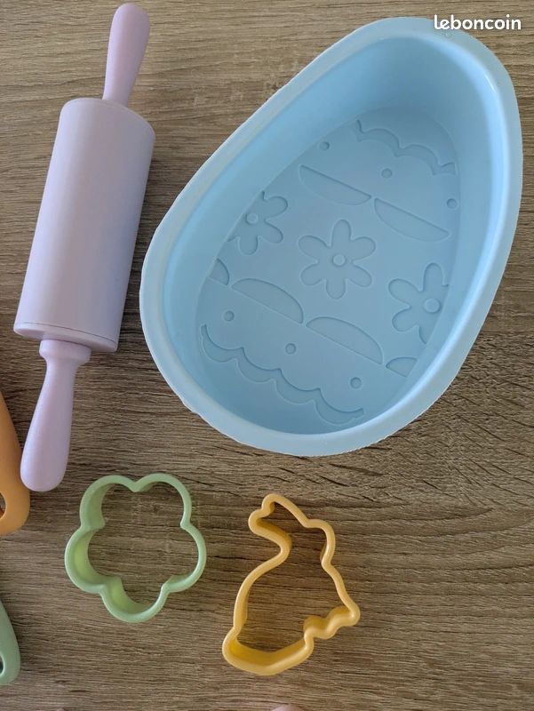 Kit Patisserie Enfant - Vrais Ustensiles De Cuisine Enfant -19 Pieces - Accessoires Montessori - Kit Cuisine Enfant- Cadeau Enfant 3ans, 4 ans, 5ans - Special Gateau, Cupcakes et Desserts - Educatif