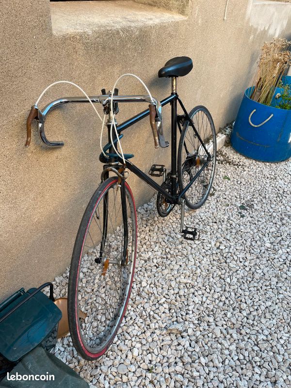Vélo de course remis en bon état (image 5)