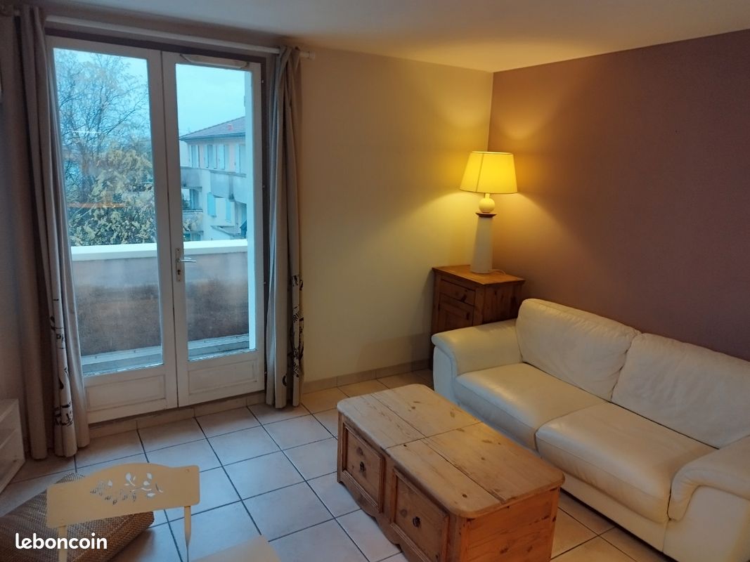 Appartement 2 pièces 45 m² · à Bron · 45 m² · 770 €/mois