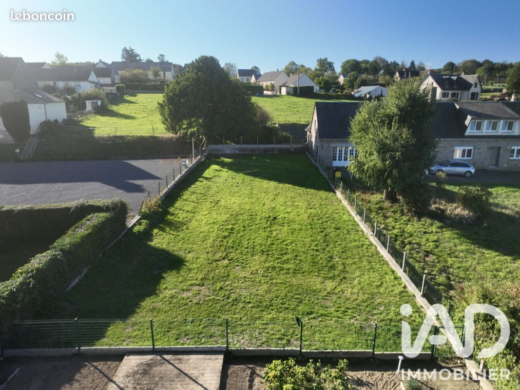 Terrain 528 m² · à Sainte-Cécile · 528 m² · 28 000 €