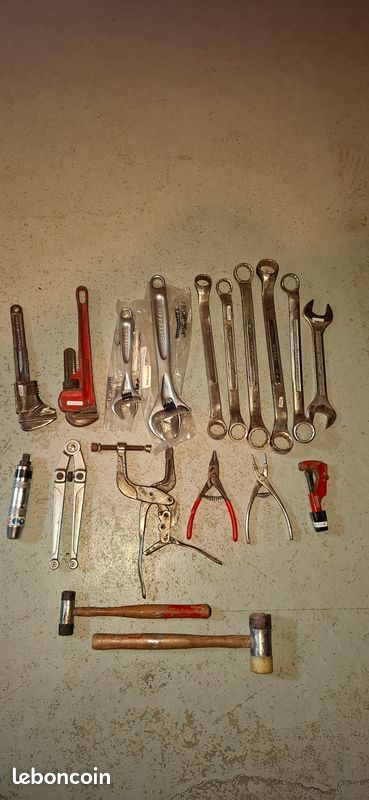 Lot de 17 outils FACOM clés diverses jb7930 (image 1)