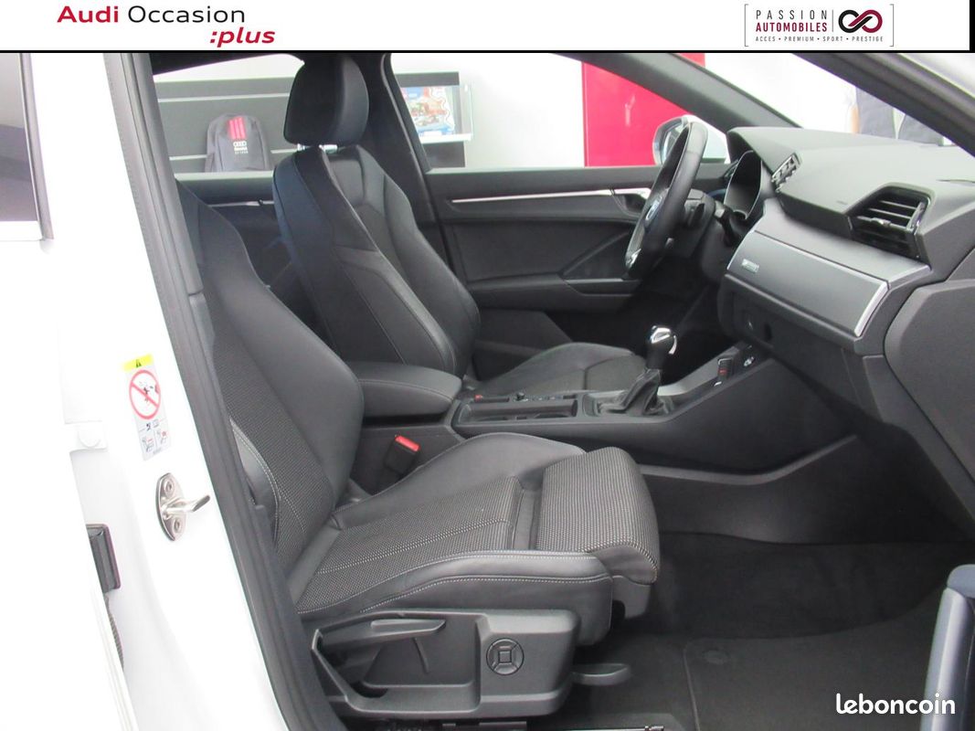 AUDI Q3 Sportback 35 TFSI 150 ch S tronic 7 S line (image 19)