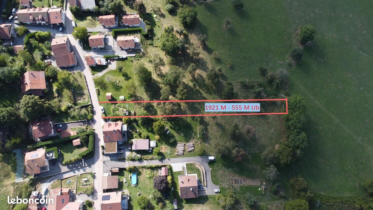 Terrain 1921 m² · à Lucinges · 1 921 m² · 195 000 €