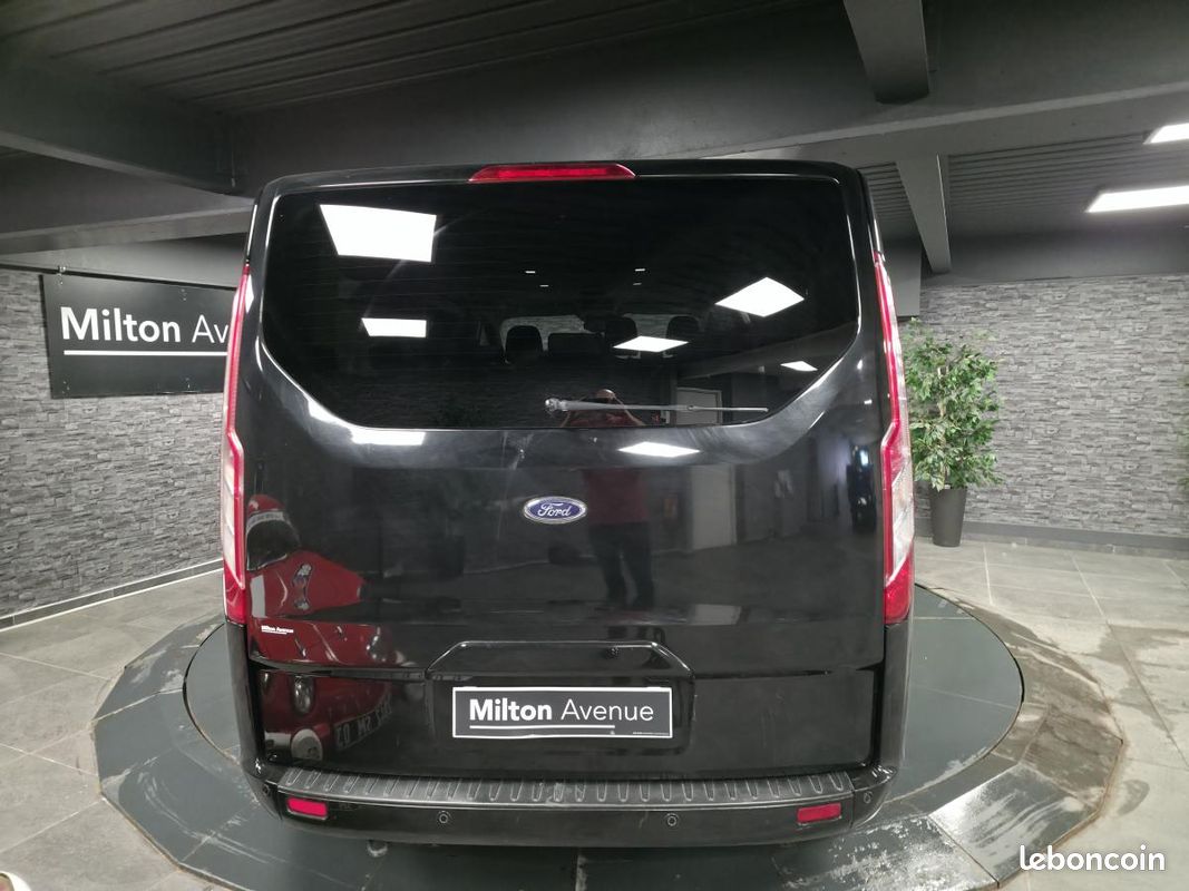 FORD TOURNEO CUSTOM 2.0 EcoBlue - 130 - BVA COMBI 320 L2H1 Titanium (image 5)