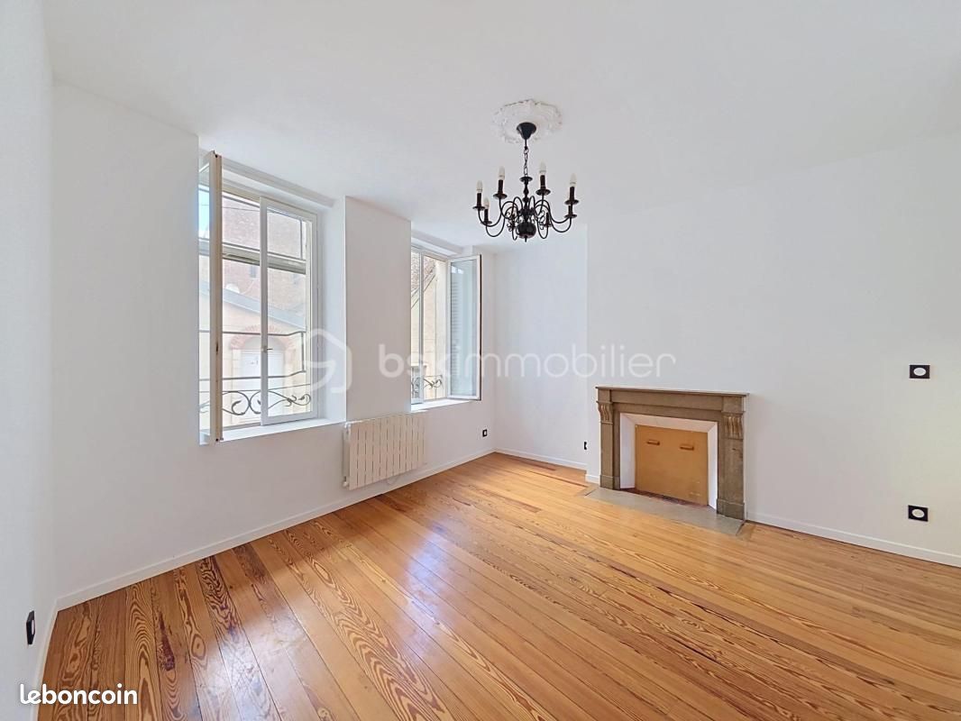 Appartement 3 pièces 57 m² · à Saint-Jean-de-Losne · 57 m² · 123 000 €