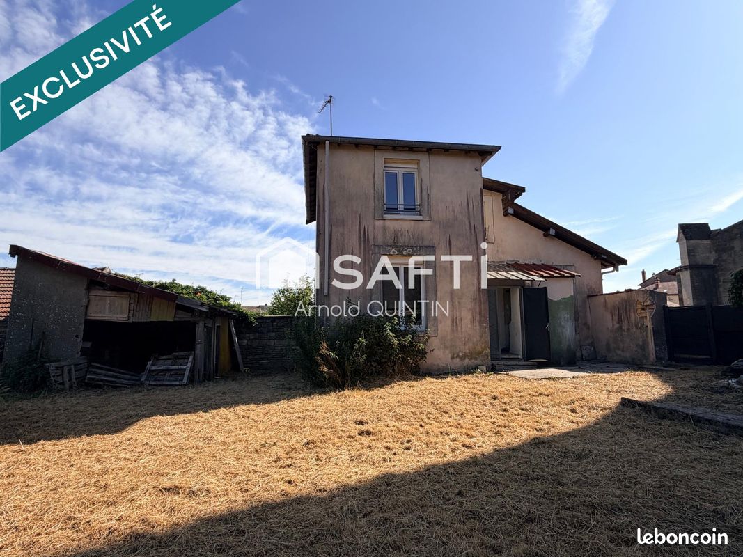 Maison 4 pièces 71 m² · à Étain · 71 m² · 76 000 €