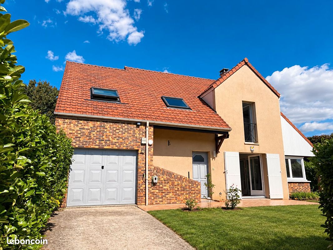 Maison 6 pièces 132 m² · à Savigny-le-Temple · 132 m² · 349 000 €
