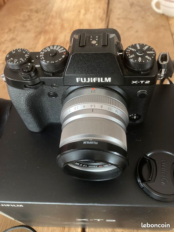 Ensemble Fuji XT-2 - Objectifs XF 35 & 23 (image 2)