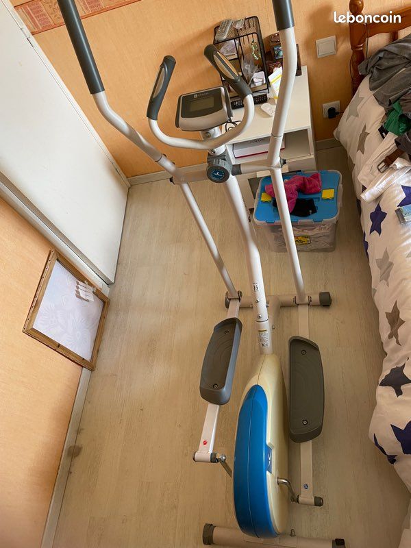 Vélo d’appartement (image 1)