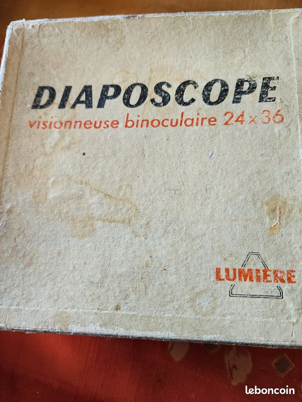 Diaposcope Binoculaire Bakélite 24x36 – Visionneuse Vintage Bordeaux – France