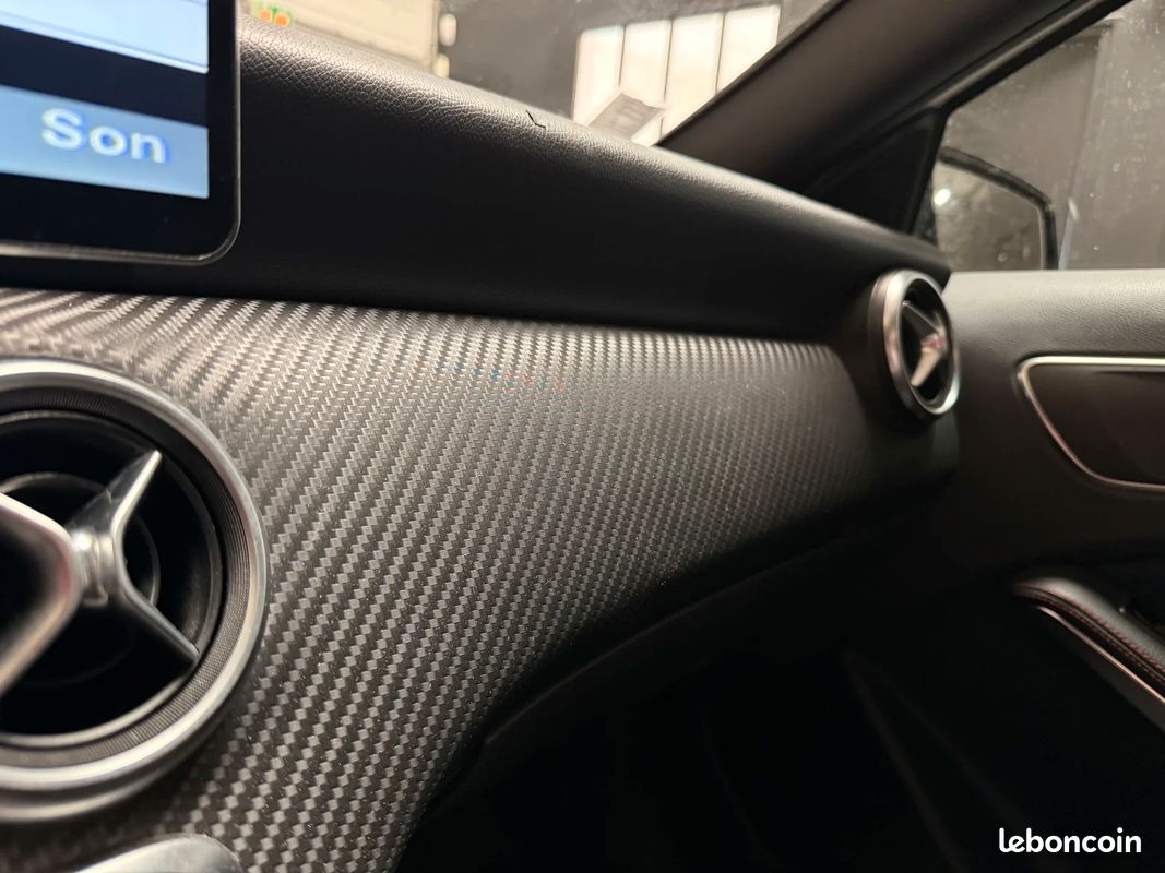 Mercedes-Benz CLASSE A 180D 110CH Fascination Pack AMG (image 35)