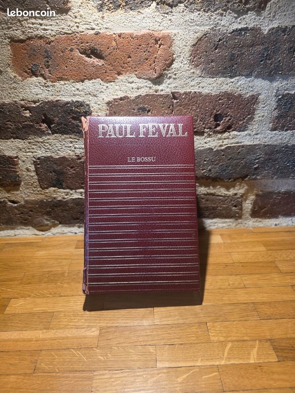 Livre de paul feval le bossu