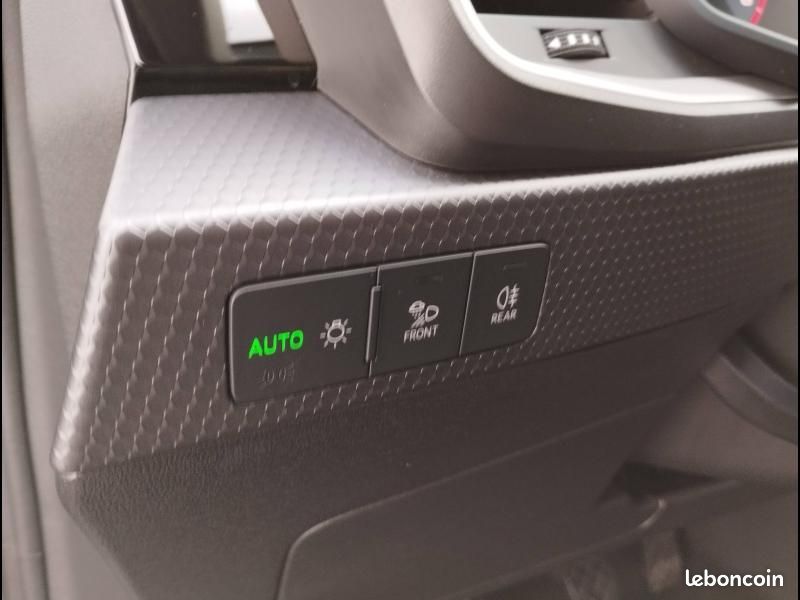 Audi A1 Sportback 25 TFSI 95ch Advanced (image 11)