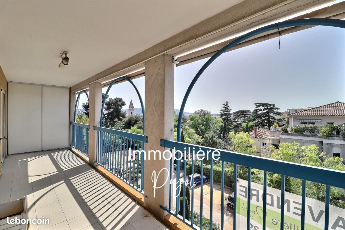 Appartement 3 pièces 96 m² · à Marseille · 96 m² · 320 000 €