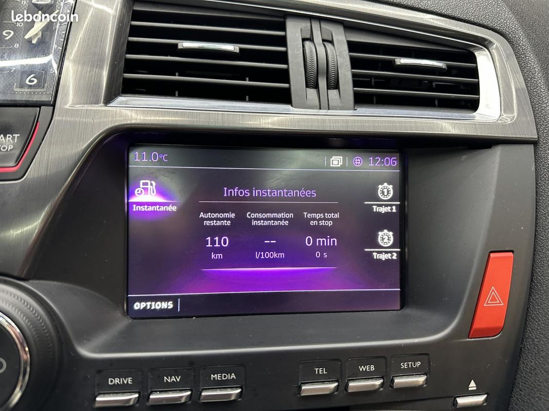 DS DS5 2.0 BlueHDi 16V 180 BV EAT6 BERLINE Sport Chic (image 10)
