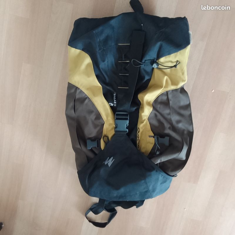 Sac à dos voyage Marque Quechua Forclaz 40 (image 1)