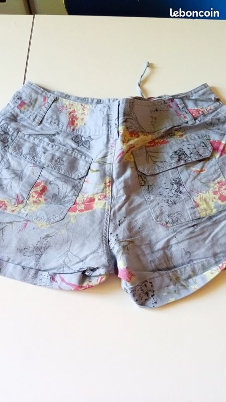 Beau short bleu fleurs Redoute T.38 quasi neuf (image 3)