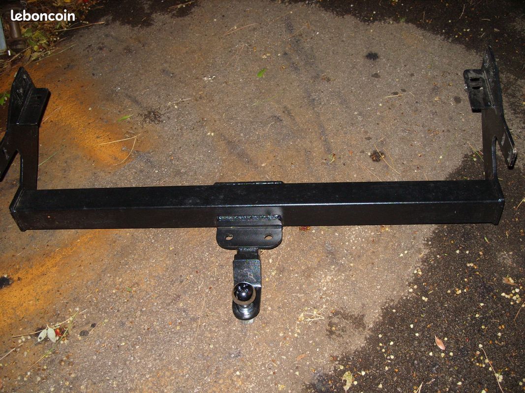 Attelage Toyota hilux (image 1)