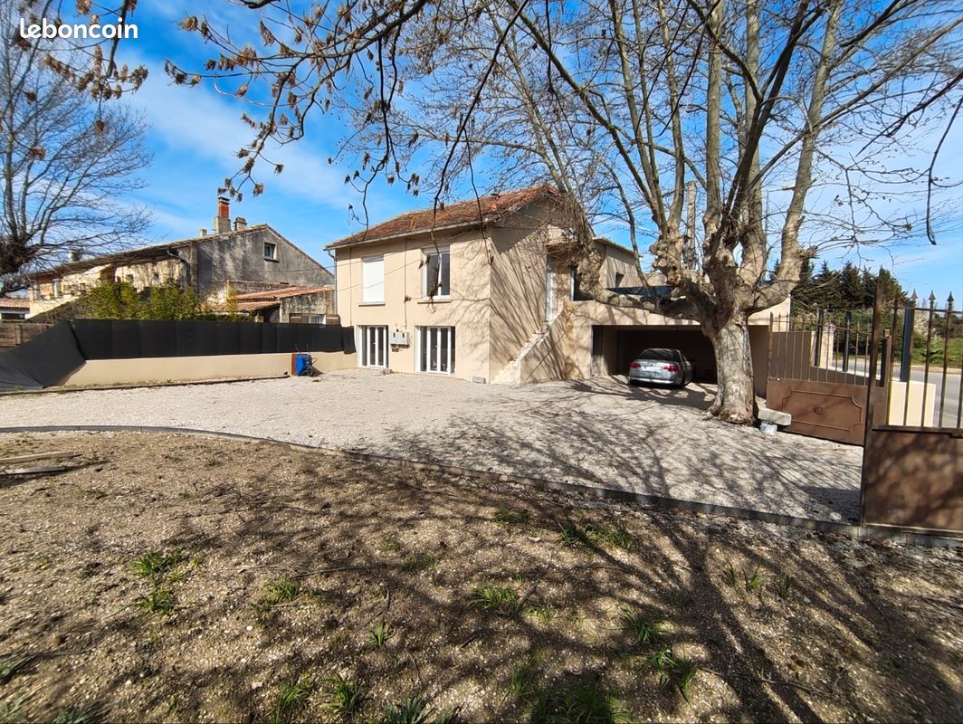 Maison 6 pièces 140 m² · à Jonquières · 140 m² · 299 000 €