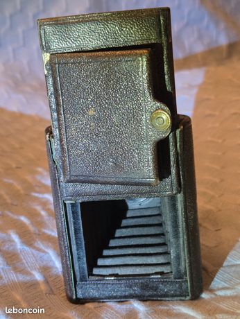 Caisse Enregistreuse Sharp Appareil Photo Box Detective à Plaques 9x18cm MURER EXPRESS - Vintage - Occasion Appareil Box Ancien Français