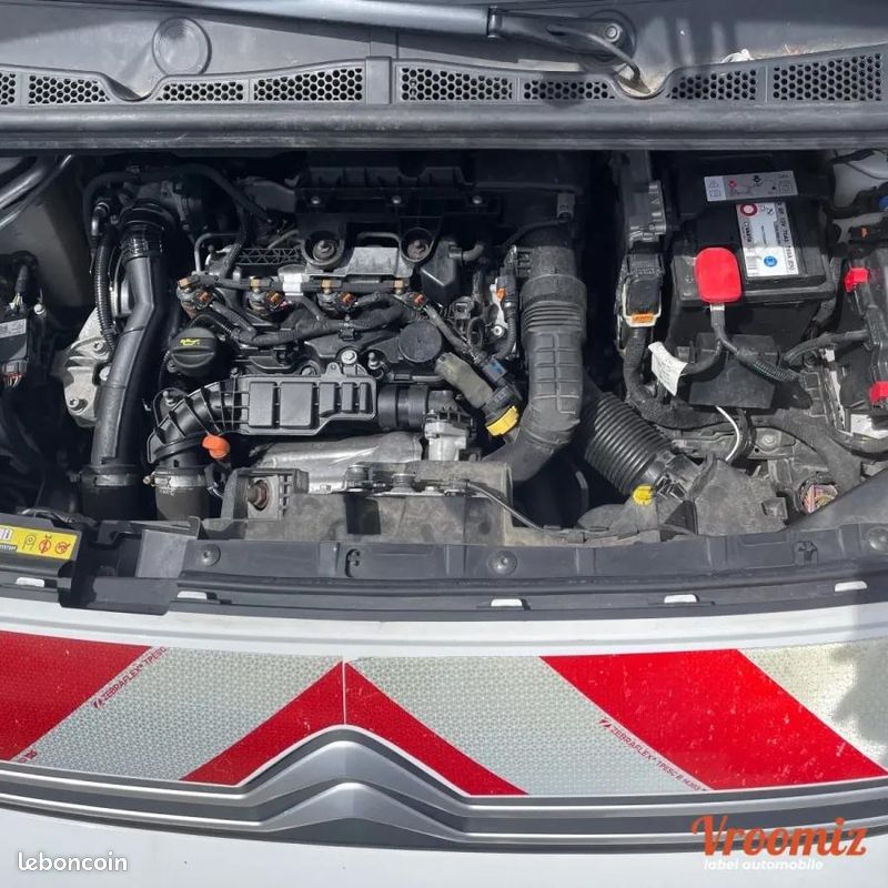 Citroen Berlingo Vu BLUE HDI / Kit distribution neuf / 3 PLACES / TVA 20% . 4x par cb possible (image 7)