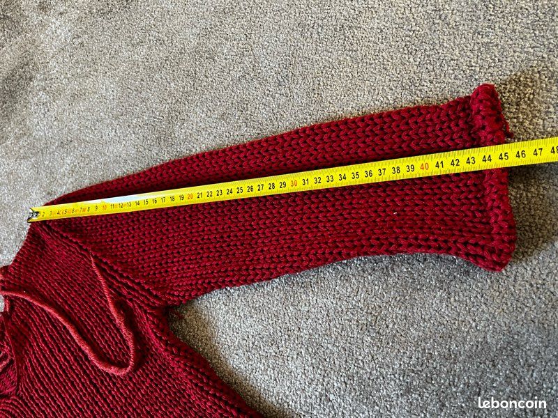 Joli pull rouge ajouré maille – Made in Italy – porté taille L (image 16)